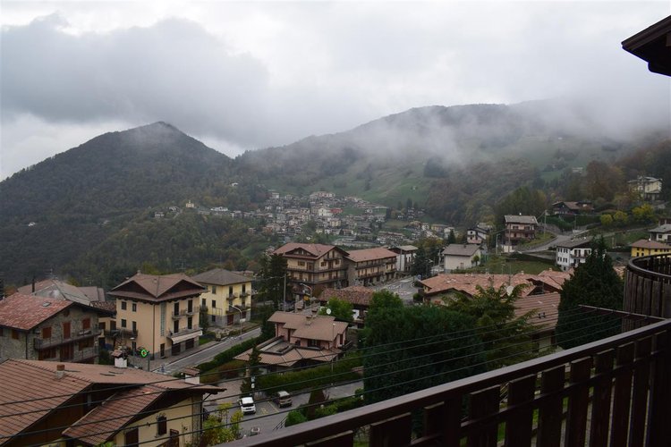 Aviatico ottimo indipendente trilocale con ampie terrazze, cantina e box Aviatico