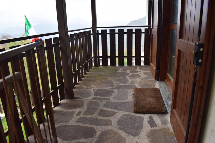 Aviatico ottimo indipendente trilocale con ampie terrazze, cantina e box Aviatico