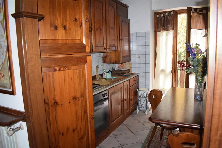 Aviatico ottimo indipendente trilocale con ampie terrazze, cantina e box Aviatico