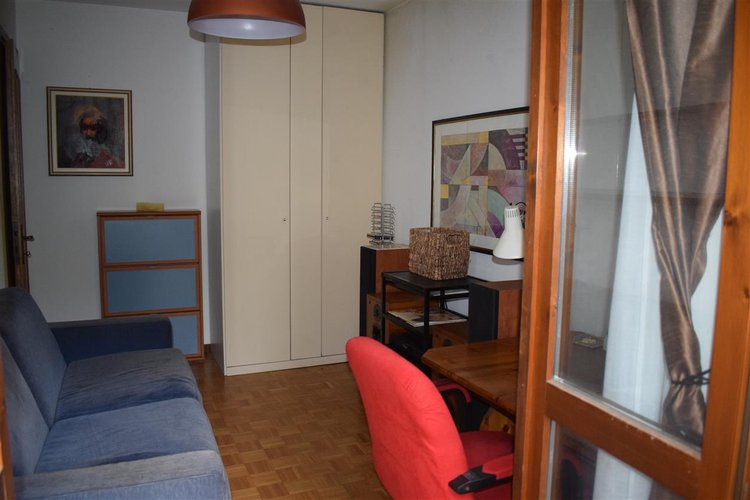 Aviatico ottimo indipendente trilocale con ampie terrazze, cantina e box Aviatico