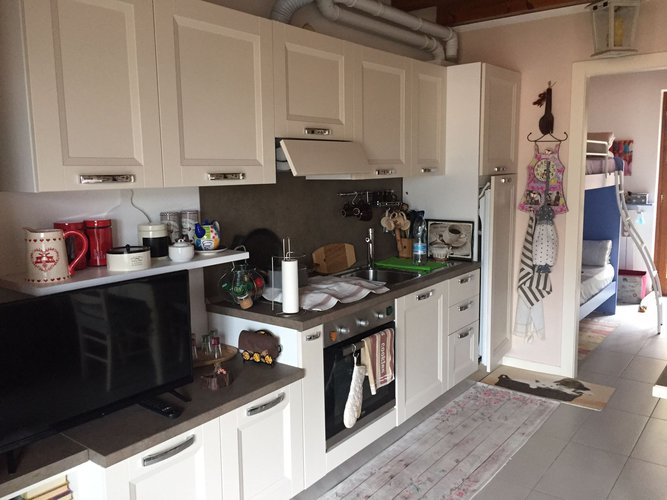 VILLINO MONTANO CON PIETRA A VISTA! Serina