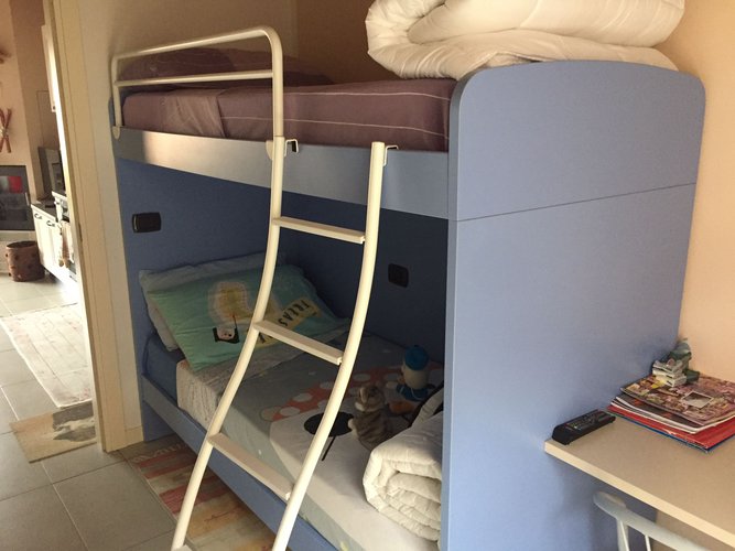 VILLINO MONTANO CON PIETRA A VISTA! Serina