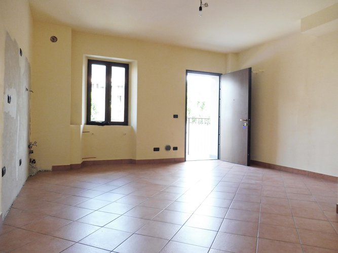 BILOCALE RIATTATO A NUOVO Trescore Balneario