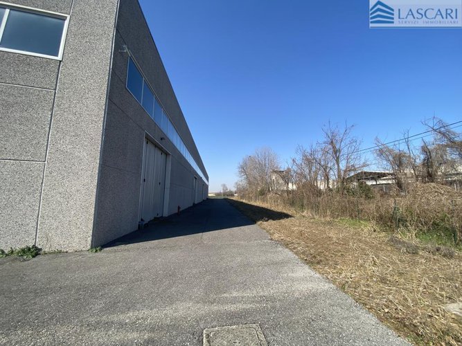 Capannone - Rif. 2473 Urgnano