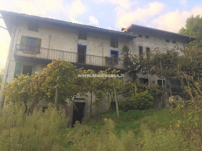 ZOGNO - RISERVATO AGLI AMANTI DELLA NATURA E DELLA TRANQUILLITA'! Zogno