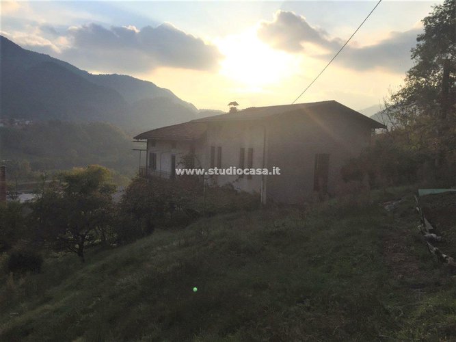 ZOGNO - RISERVATO AGLI AMANTI DELLA NATURA E DELLA TRANQUILLITA'! Zogno