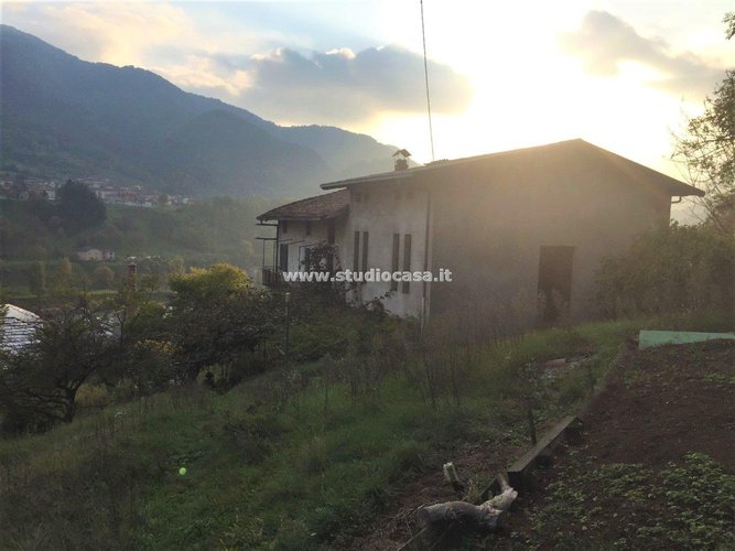 ZOGNO - RISERVATO AGLI AMANTI DELLA NATURA E DELLA TRANQUILLITA'! Zogno