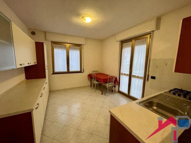 Ambivere ampio bilocale Ambivere