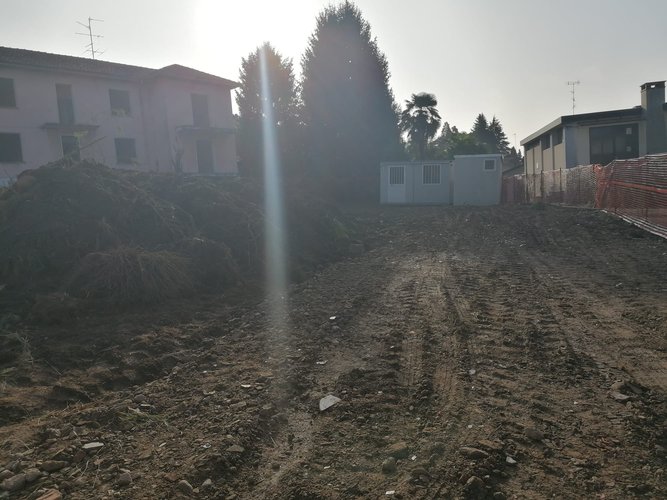 Titolo Nuovo trilocale con giardino Appiano Gentile