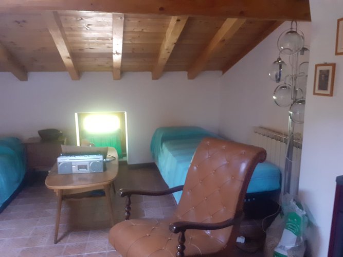 PORZIONE DI CASA IMMERSA NEL VERDE!! Zogno