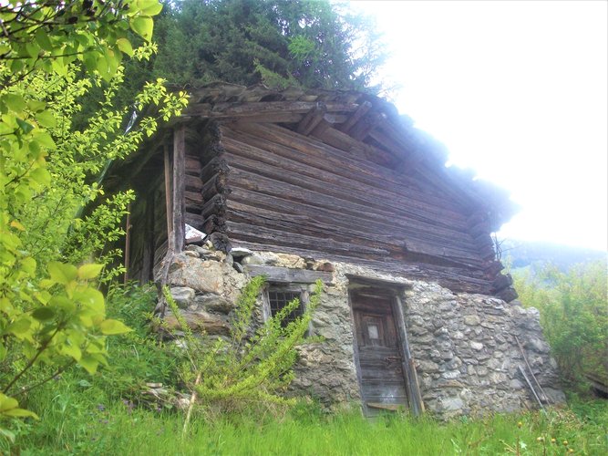 CARATTERISTICO RUSTICHETTO! Valleve