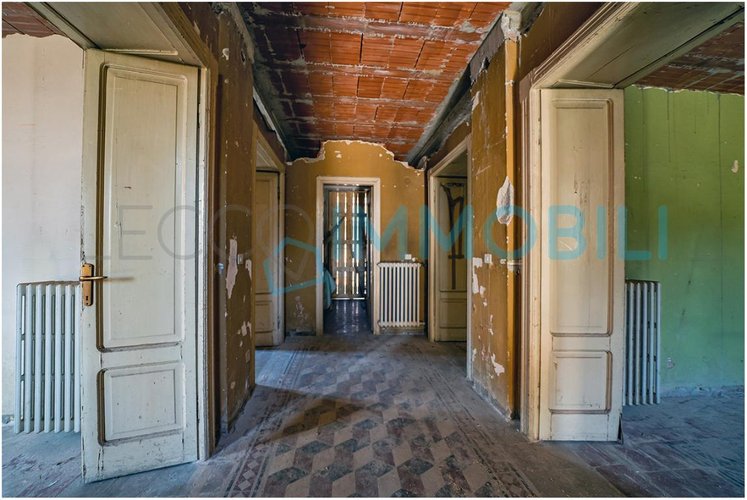 CASA LIBERTY INDIPENDENTE CON TERRAZZO Lecco