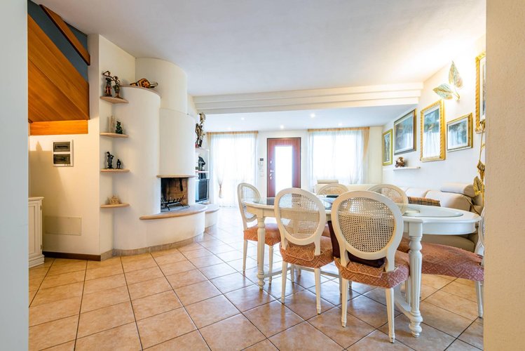 Villa a schiera Albino