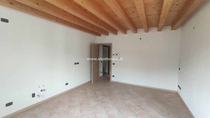 CENTRALE E SERVITO! Oltre il Colle