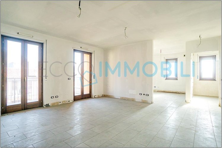 QUADRILOCALE SU DUE LIVELLI Civate