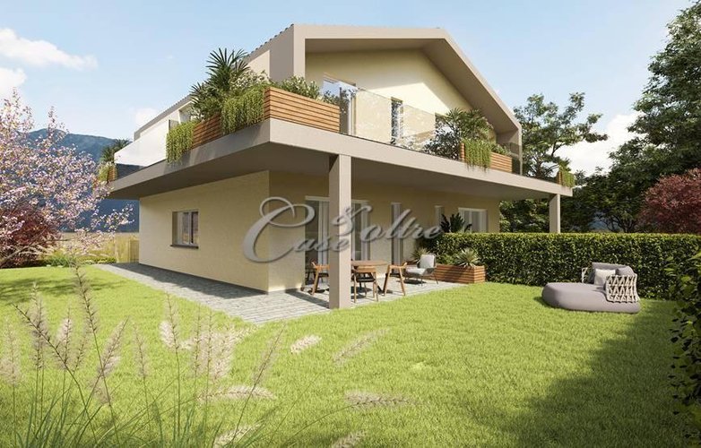 Villetta bifamiliare Cermenate