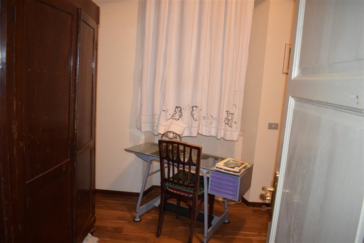 Oltre il Colle zona esclusiva, in parco secolare, trilocale con camino, cantina e box Oltre il Colle