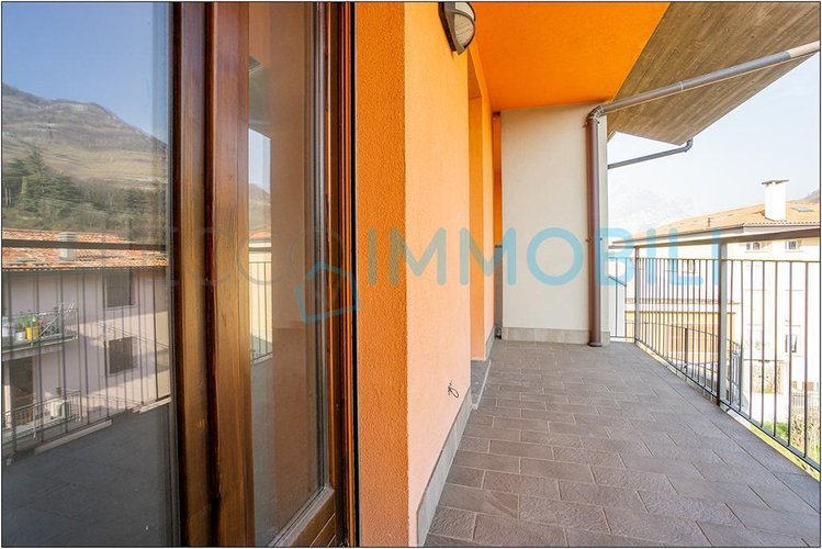 QUADRILOCALE SU DUE LIVELLI Civate