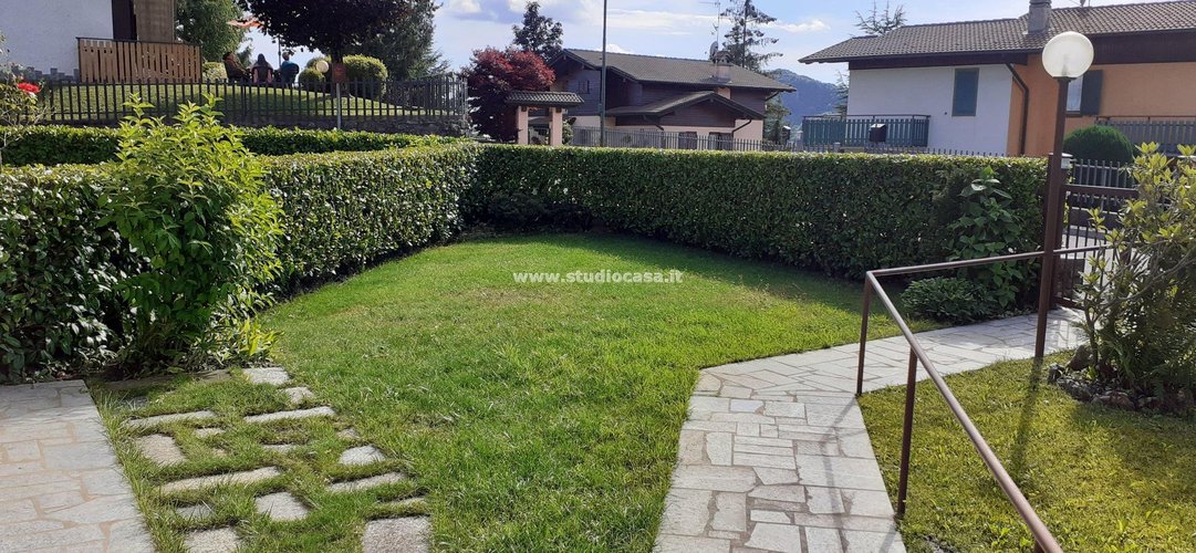 DUE PASSI DAL CENTRO! Selvino