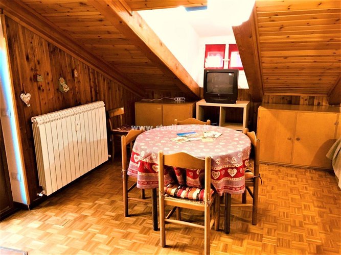 VICINISSIMO AGLI IMPIANTI! Piazzatorre