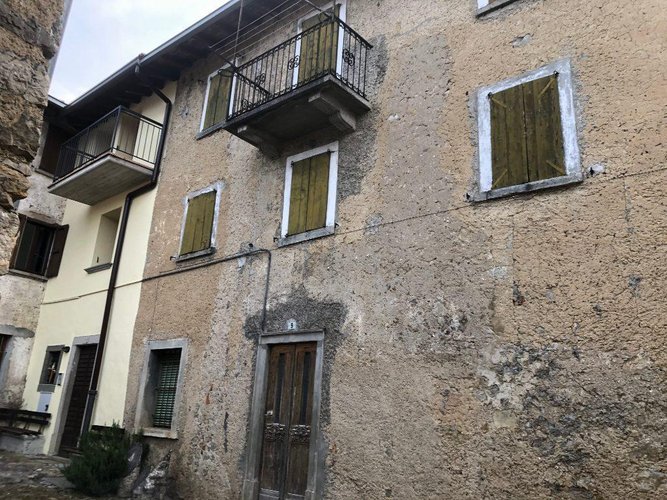 CASA D'EPOCA! Costa Serina