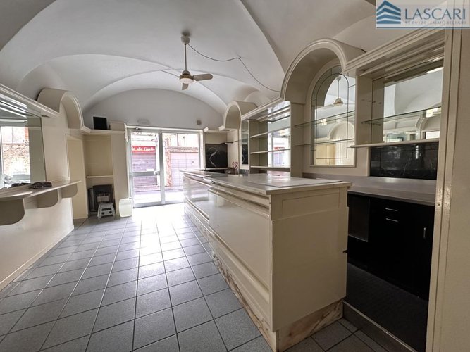 Negozio - Rif. 2550 Alzano Lombardo