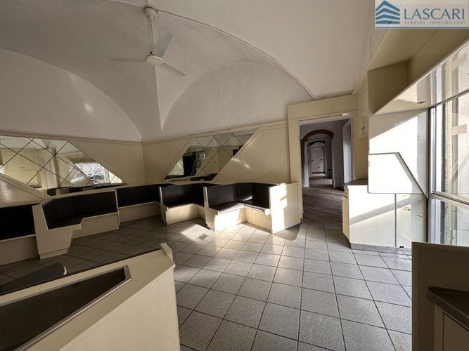 Negozio - Rif. 2550 Alzano Lombardo
