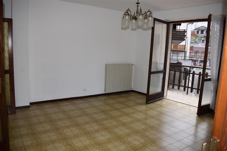 Oltre il Colle, vista cime Prealpi Orobie, affarone intero fabbricato con 3 alloggi + negozio Oltre il Colle