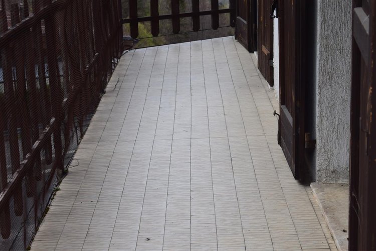 Oltre il Colle, vista cime Prealpi Orobie, affarone intero fabbricato con 3 alloggi + negozio Oltre il Colle