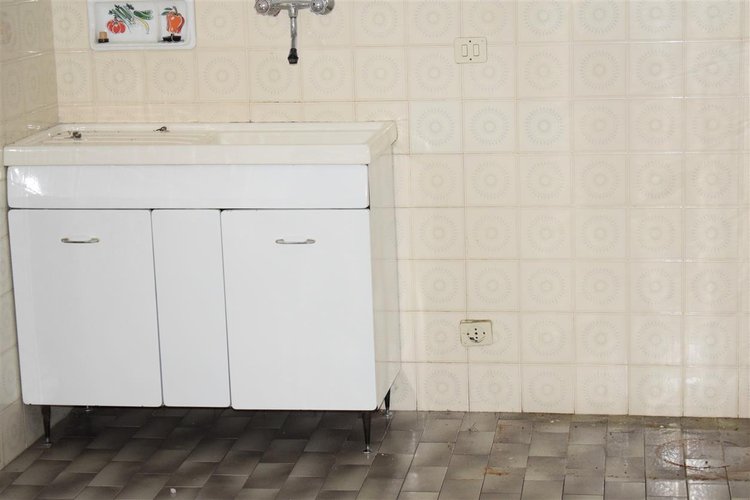 Oltre il Colle, vista cime Prealpi Orobie, affarone intero fabbricato con 3 alloggi + negozio Oltre il Colle