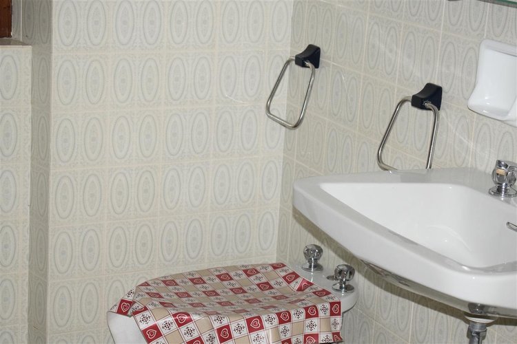 Oltre il Colle, vista cime Prealpi Orobie, affarone intero fabbricato con 3 alloggi + negozio Oltre il Colle