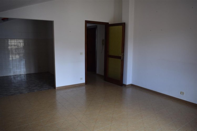 Oltre il Colle, vista cime Prealpi Orobie, affarone intero fabbricato con 3 alloggi + negozio Oltre il Colle