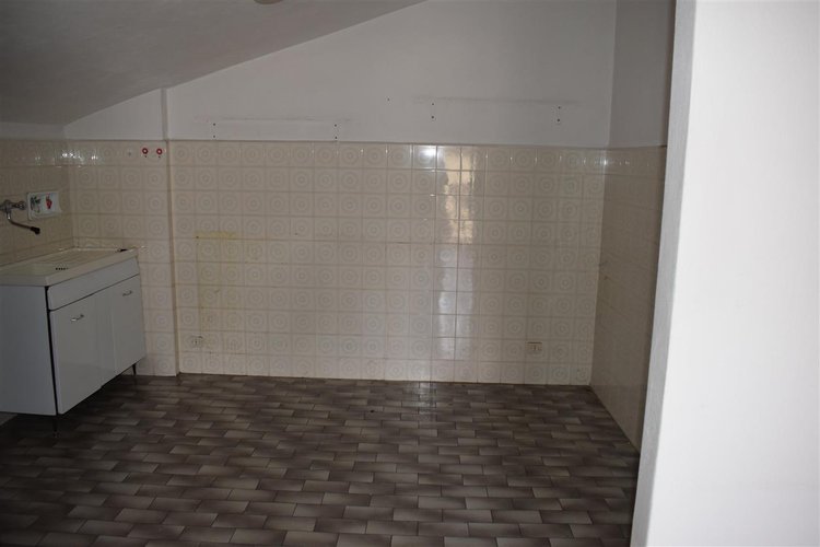 Oltre il Colle, vista cime Prealpi Orobie, affarone intero fabbricato con 3 alloggi + negozio Oltre il Colle