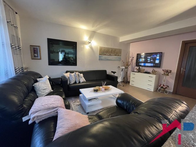 Porzione di casa Caprino Bergamasco