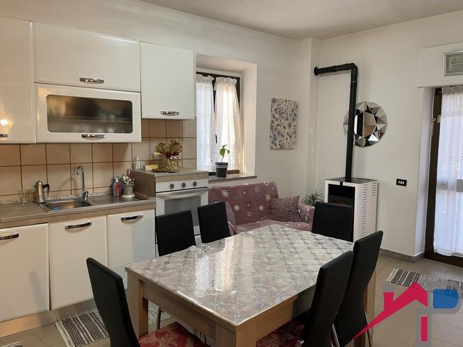 Porzione di casa Caprino Bergamasco