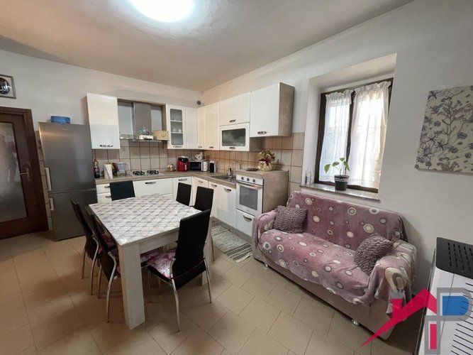 Porzione di casa Caprino Bergamasco