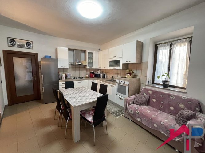 Porzione di casa Caprino Bergamasco