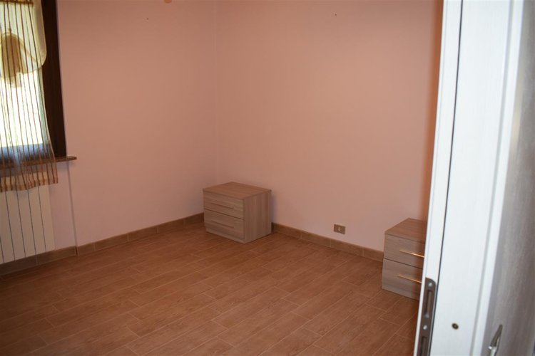 Serina in chalet montano, imperdibile trilocale con godibilissime terrazze panoramiche e box auto Serina