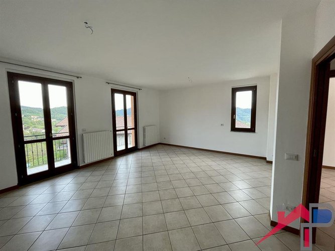 Trilocale con doppio box Cisano Bergamasco