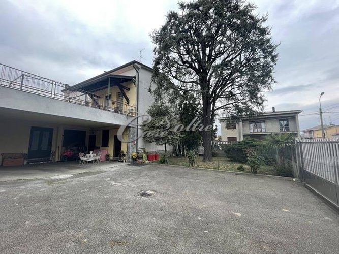 Porzione di casa Lentate sul Seveso