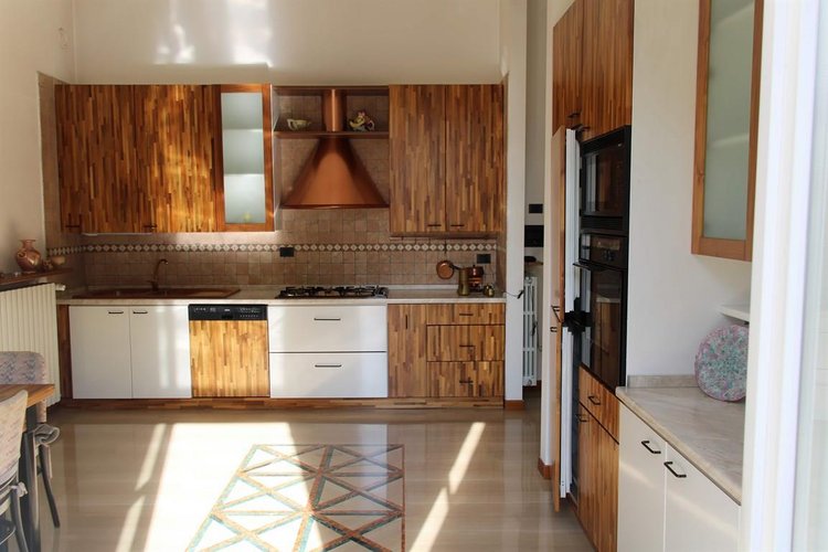 Villa d'epoca con dependance e giardino privato centro Bulciago(LC) Bulciago