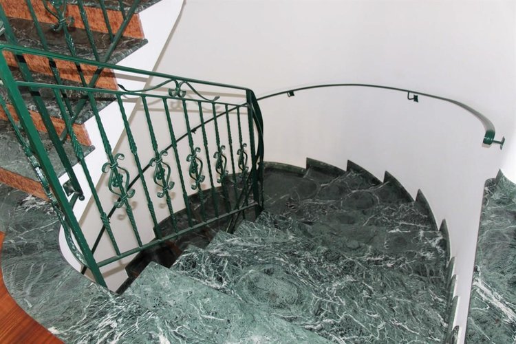 Villa d'epoca con dependance e giardino privato centro Bulciago(LC) Bulciago