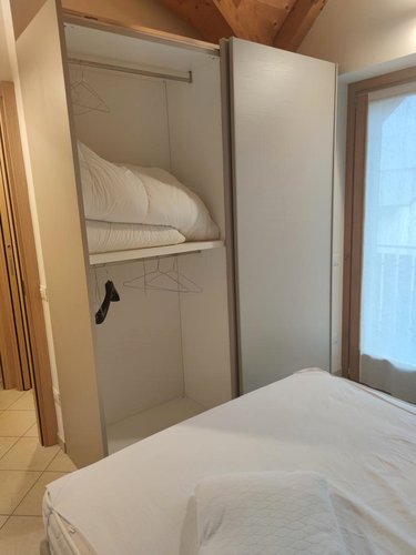 Varie soluzioni immobiliari in vendita a Vilminore di Scalve, frazione Teveno....... Vilminore di Scalve