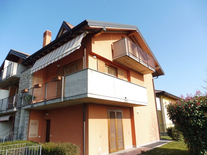 COME NUOVO 3 LOCALI 2 BAGNI ULTIMO PIANO