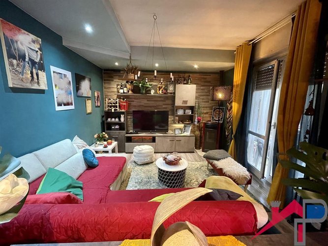 Ampio quadrilocale ristrutturato Cisano Bergamasco