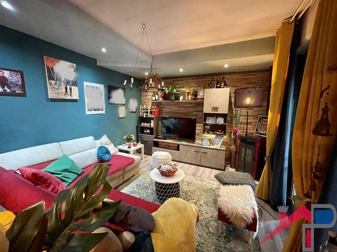 Ampio quadrilocale ristrutturato Cisano Bergamasco