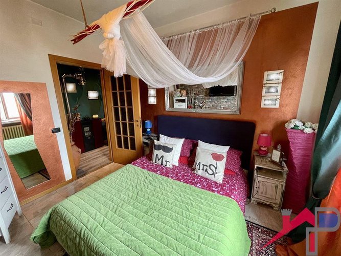 Ampio quadrilocale ristrutturato Cisano Bergamasco