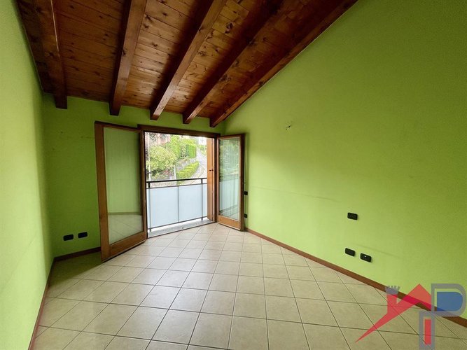 Caprino bilocale con box Caprino Bergamasco