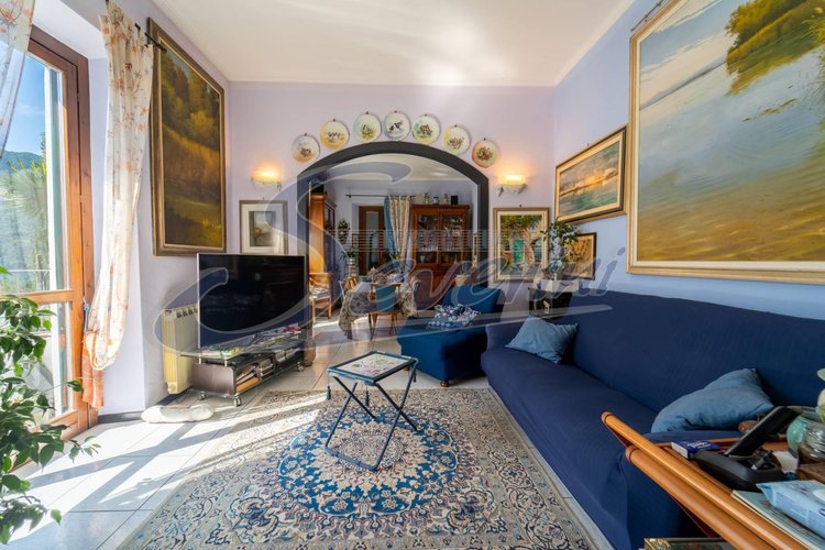 Villa singola Carate Urio