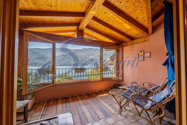 Villa singola Carate Urio